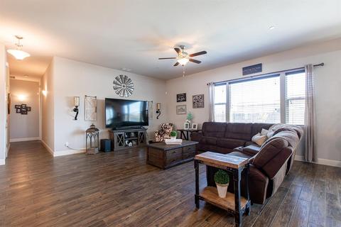 761 Aparicio Way, Galt, CA 95632 photo 4