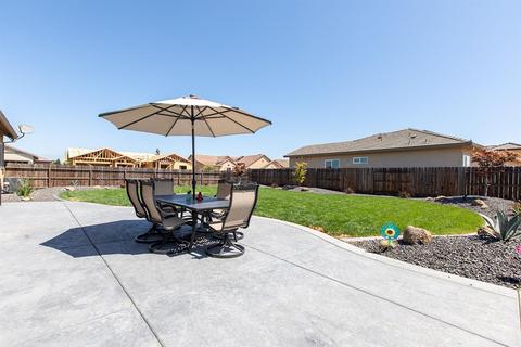 761 Aparicio Way, Galt, CA 95632 photo 25