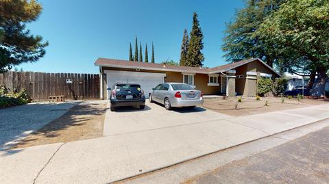 1913 Applegate Dr, Modesto, CA 95350 photo 3