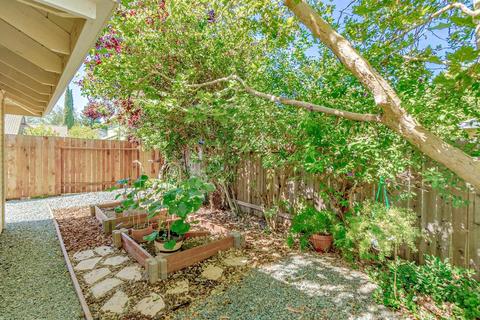 1511 Olympic Dr, Davis, CA 95616 photo 14