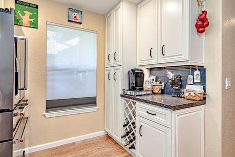1511 Olympic Dr, Davis, CA 95616 photo 3