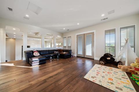 538 Ramos Dr, Folsom, CA 95630 photo 23