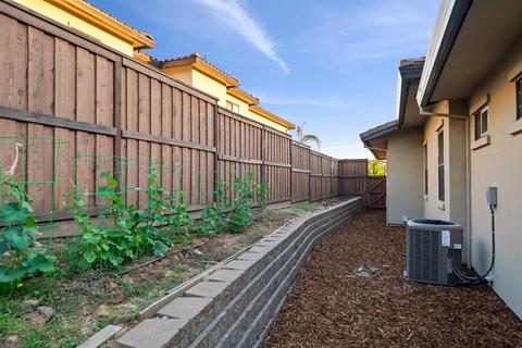538 Ramos Dr, Folsom, CA 95630 photo 47