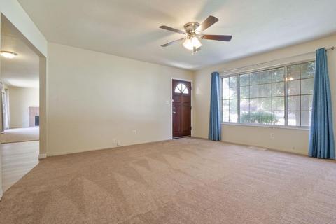 2207 W Lodi Ave, Lodi, CA 95242 photo 4