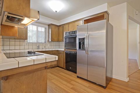 2207 W Lodi Ave, Lodi, CA 95242 photo 5