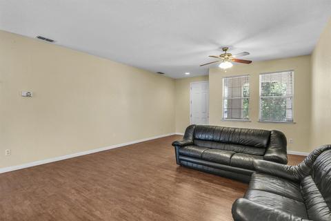 1208 Wigeon Dr, Patterson, CA 95363 photo 4