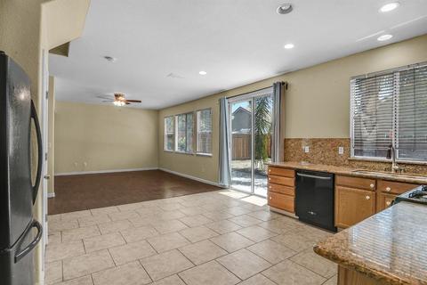 1208 Wigeon Dr, Patterson, CA 95363 photo 8