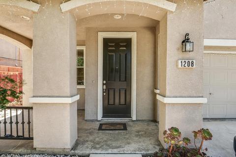 1208 Wigeon Dr, Patterson, CA 95363 photo 2