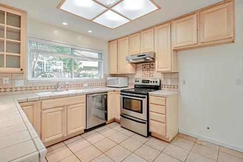 2509 Regis Dr, Davis, CA 95618 photo 8
