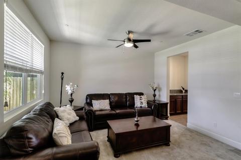 2031 Saffron Dr, Manteca, CA 95337 photo 8