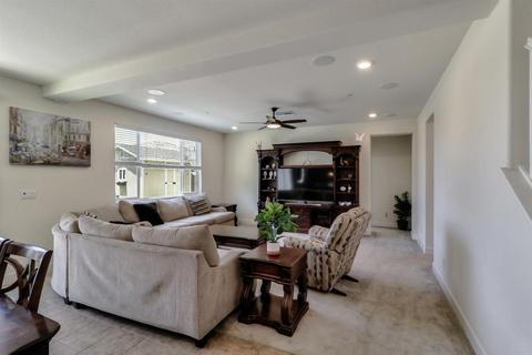 2031 Saffron Dr, Manteca, CA 95337 photo 9