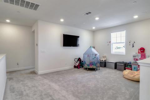 2031 Saffron Dr, Manteca, CA 95337 photo 17