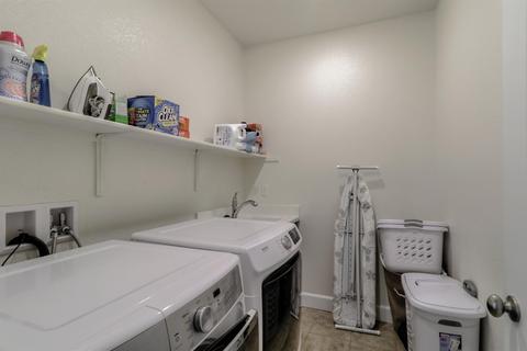 2031 Saffron Dr, Manteca, CA 95337 photo 39