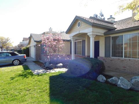 692 W Springer Dr, Turlock, CA 95382 photo 4