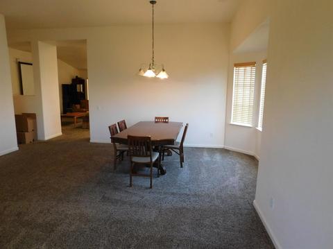 692 W Springer Dr, Turlock, CA 95382 photo 9