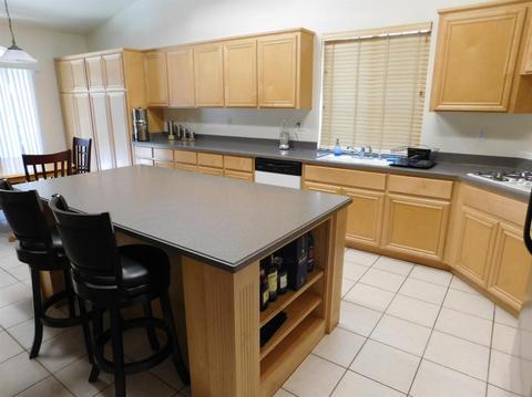 692 W Springer Dr, Turlock, CA 95382 photo 17