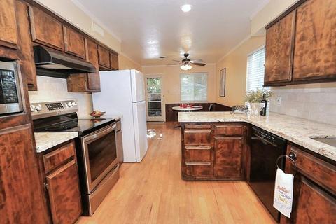 2307 Vonda St, Carmichael, CA 95608 photo 13