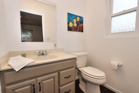 2307 Vonda St, Carmichael, CA 95608 photo 24