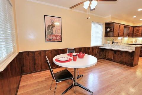 2307 Vonda St, Carmichael, CA 95608 photo 8