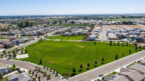 2044 Macedo St, Manteca, CA 95337 photo 49
