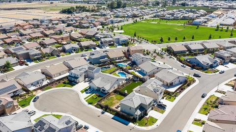 2044 Macedo St, Manteca, CA 95337 photo 4