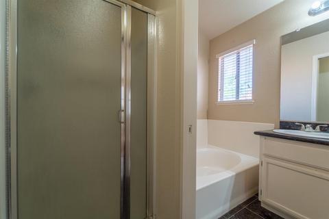 4060 N Olive Ave, Turlock, CA 95382 photo 17
