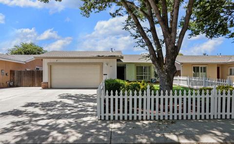 851 Sequoia Blvd, Tracy, CA 95376 photo 1