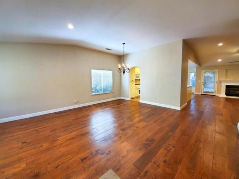2816 Olympus Ct, Modesto, CA 95356 photo 8