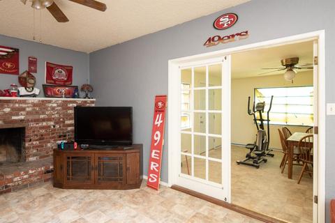 678 Elise, Merced, CA 95340 photo 17