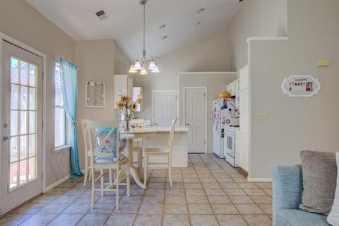 2125 Cobblestone Mnr, Modesto, CA 95355 photo 9