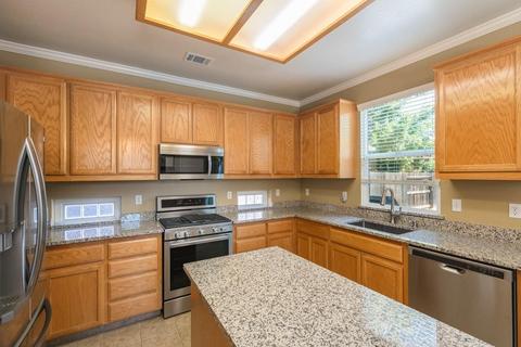 1322 Gianna Ln, Manteca, CA 95336 photo 6