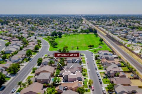 1322 Gianna Ln, Manteca, CA 95336 photo 3