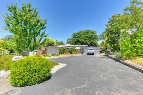 211 N Mcdaniel Dr, Auburn, CA 95603 photo 1