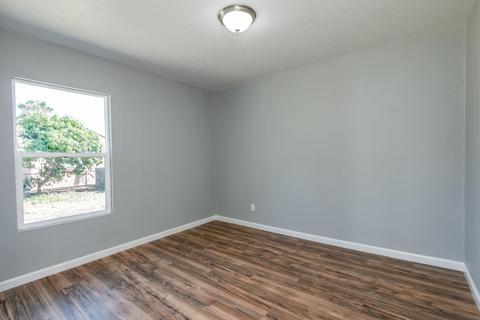 1618 E 7th St, Stockton, CA 95206 photo 9
