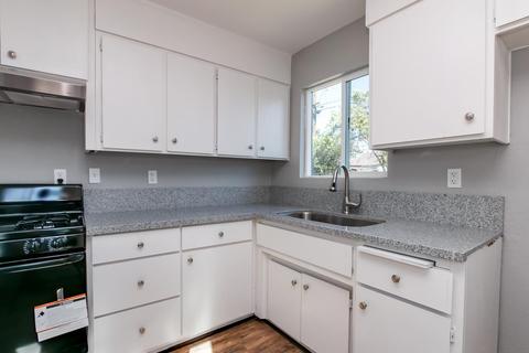1618 E 7th St, Stockton, CA 95206 photo 8