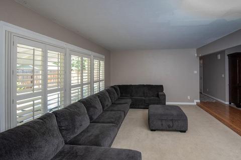1829 Kienitz Ave, Modesto, CA 95355 photo 5