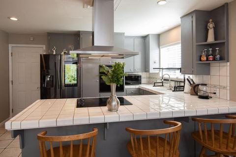 1829 Kienitz Ave, Modesto, CA 95355 photo 9