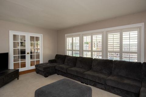 1829 Kienitz Ave, Modesto, CA 95355 photo 7