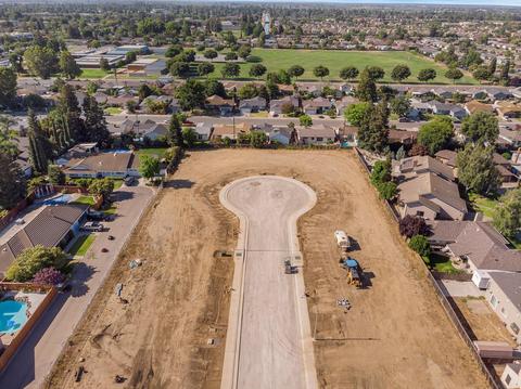 802 Iris Dr, Lodi, CA 95242 photo 4