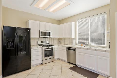 1472 Blush St, Manteca, CA 95336 photo 9