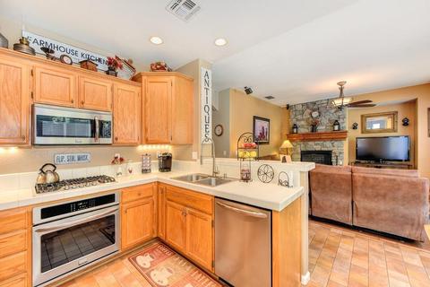 968 Cameron Dr, Folsom, CA 95630 photo 32