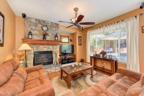 968 Cameron Dr, Folsom, CA 95630 photo 3