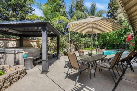 910 Bridle Path, Galt, CA 95632 photo 17