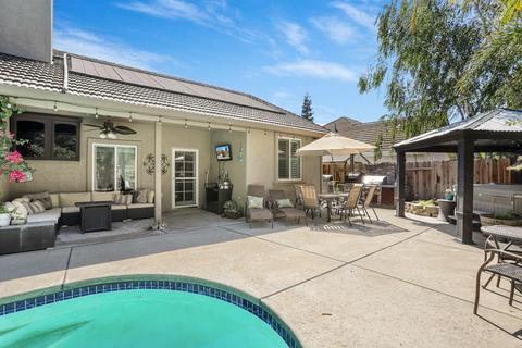 910 Bridle Path, Galt, CA 95632 photo 12