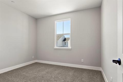 685 Silo St, Folsom, CA 95630 photo 41