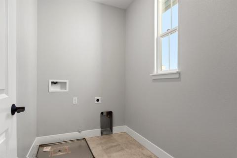 685 Silo St, Folsom, CA 95630 photo 32