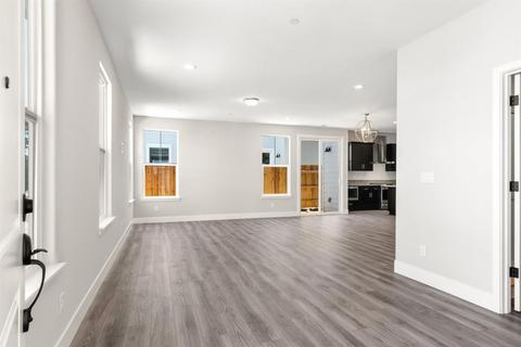 685 Silo St, Folsom, CA 95630 photo 6