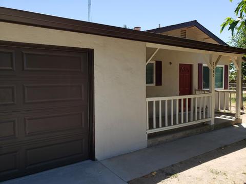 2060 4th St, Hughson, CA 95326 photo 1