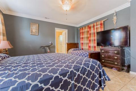 621 Leon Ave, Modesto, CA 95351 photo 17