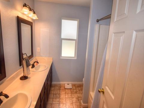 4261 Eagle Ridge Way, Antelope, CA 95843 photo 12